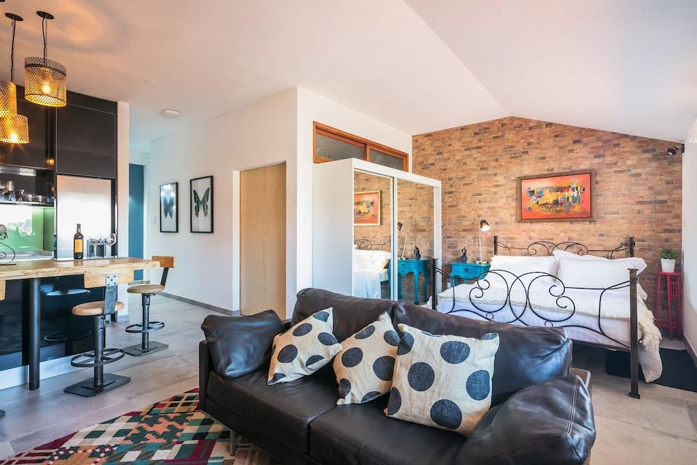 Merc Porto Ribeira's Up place