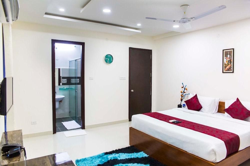 SKYLA Serviced Apartments - Lotus Pond