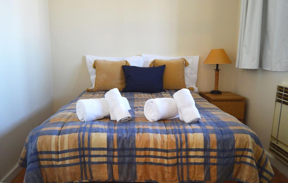 Pardal Apartment by JC