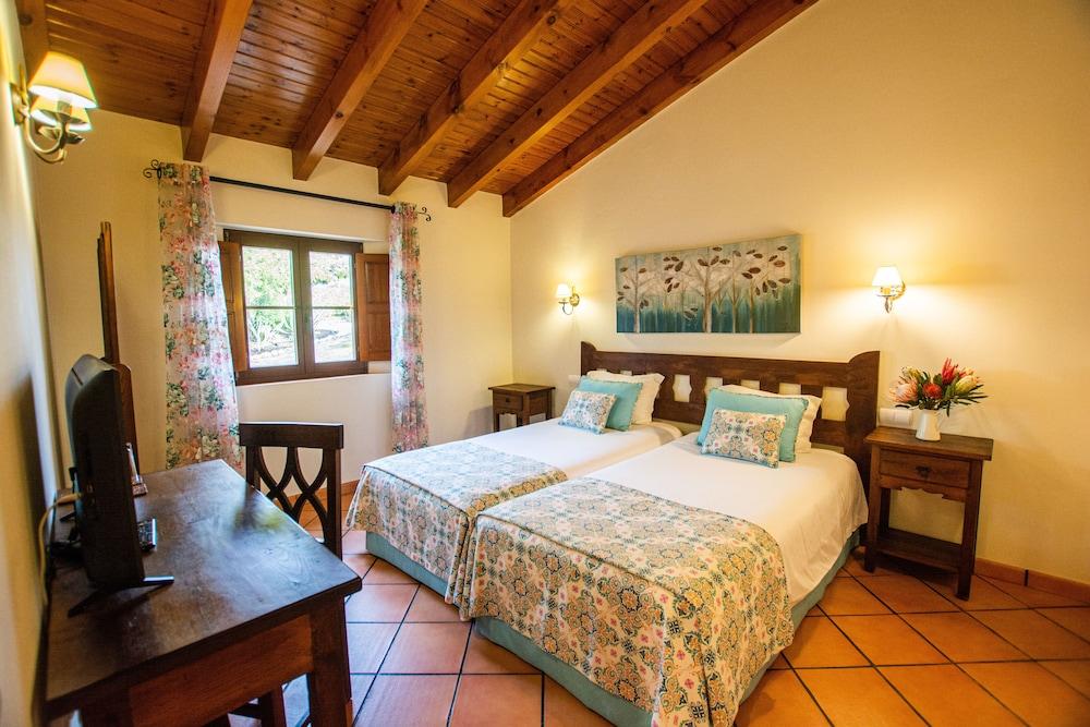 Turismo Rural Monte João Roupeiro