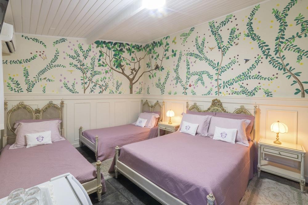 Casa Nostra Boutique Hotel