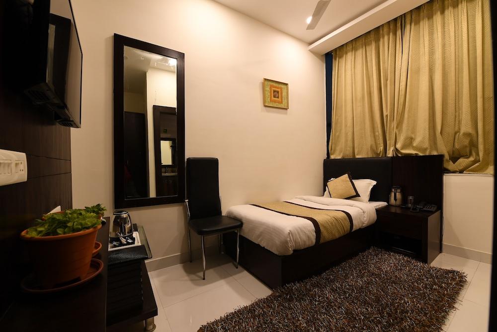 Madhav Muskan Residency