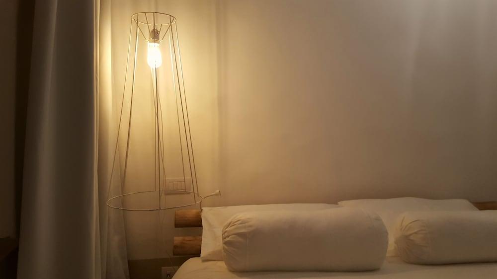 B&B A Piazza del Gesù