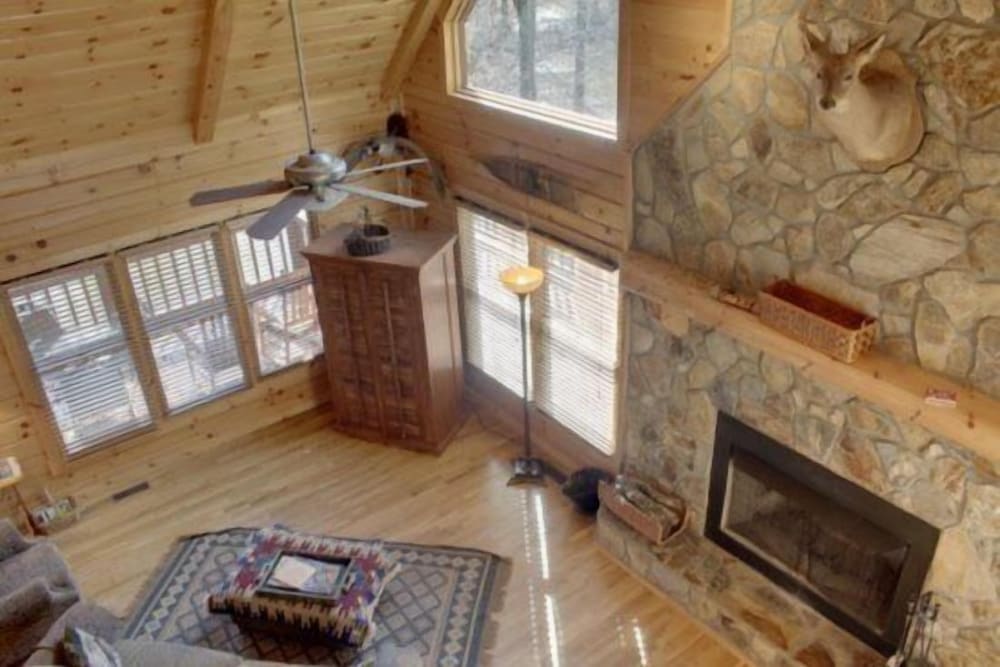 River Escape On The Toccoa