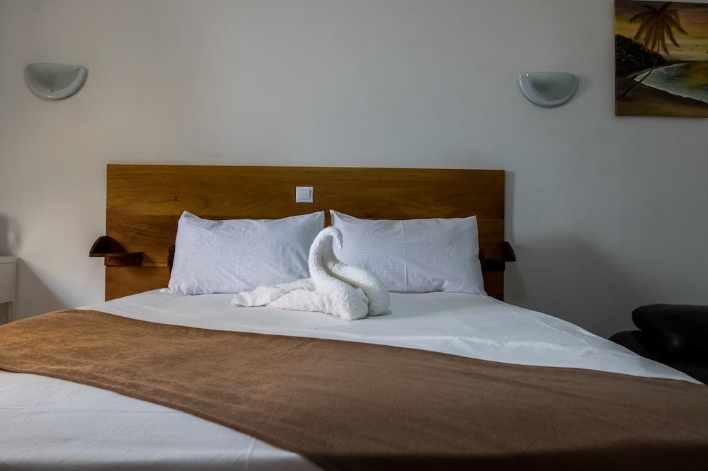 Paradise Agua Leve Residential