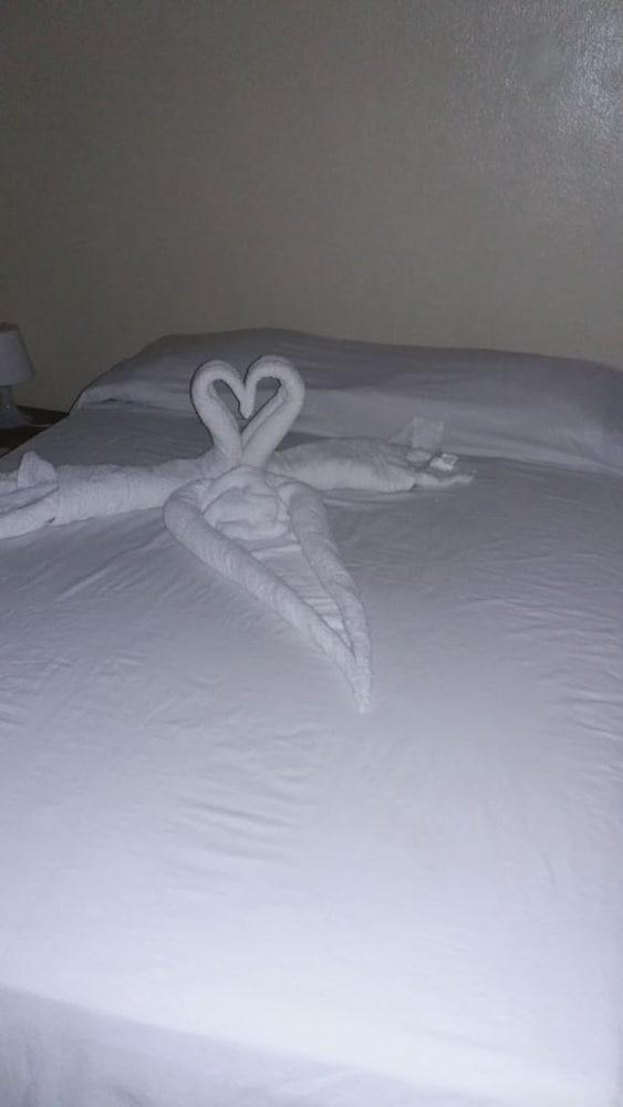 La Cruz de Colon Guest House