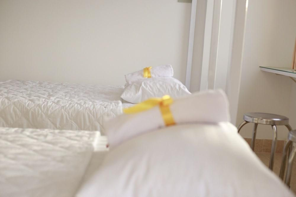 Purple Place Homestay - Hostel