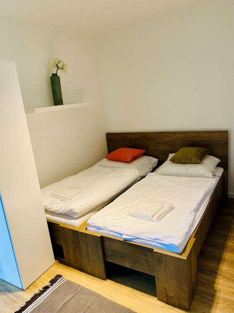 Lakeside Village Větrník