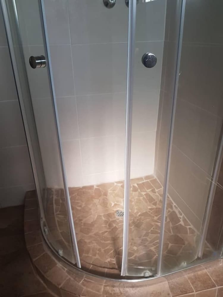 Goora-Motho Guest House