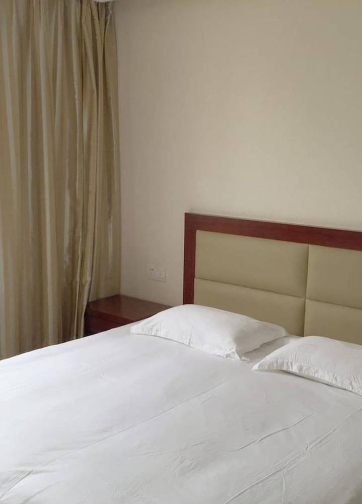 Wanjing Express Hotel