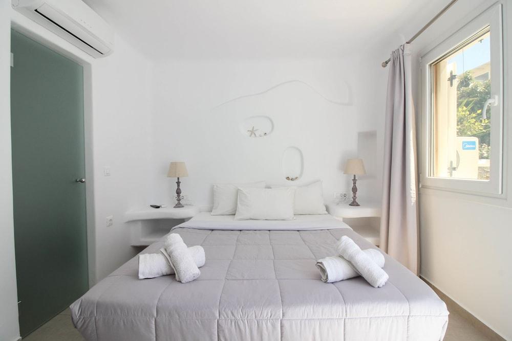 Sea & Stone Residence Mykonos