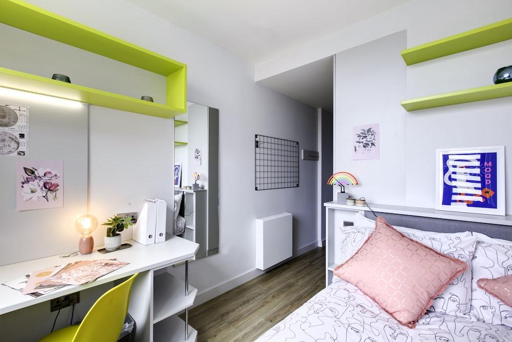 Yugo Explore - Ardcairn House