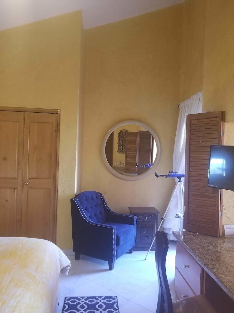 1 Minute to the Sand