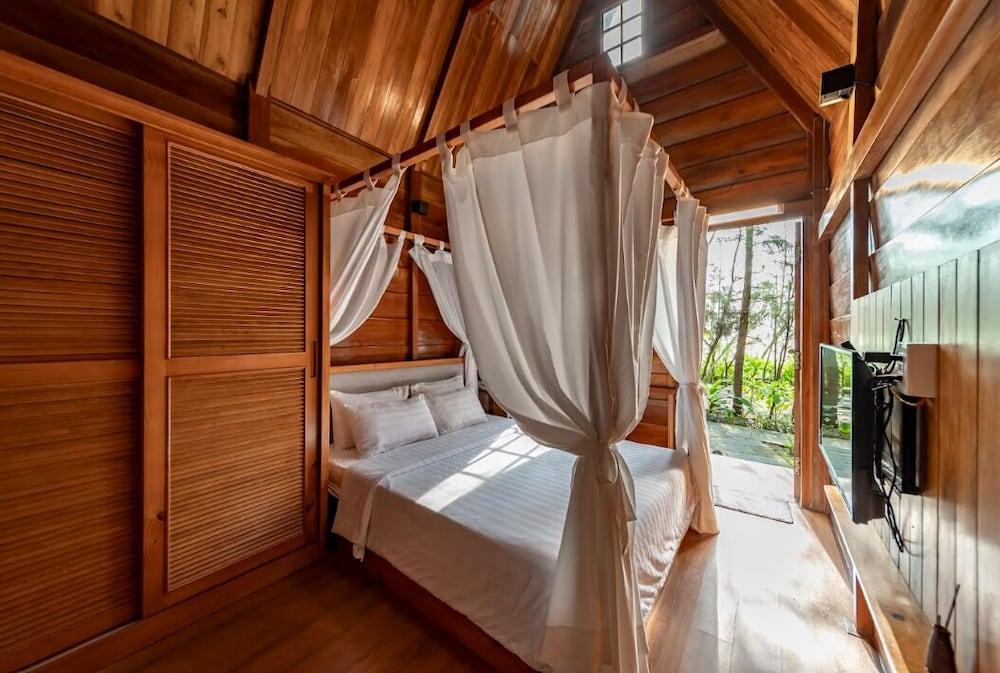 Honba Lagi Beach Resort