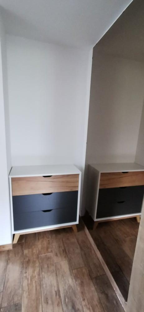 Domovoj Apartments and Rooms