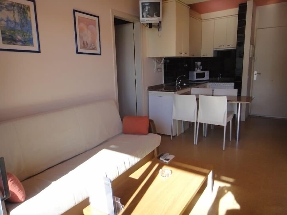 Apartamentos Comtat-Sant-Jordi-24-M