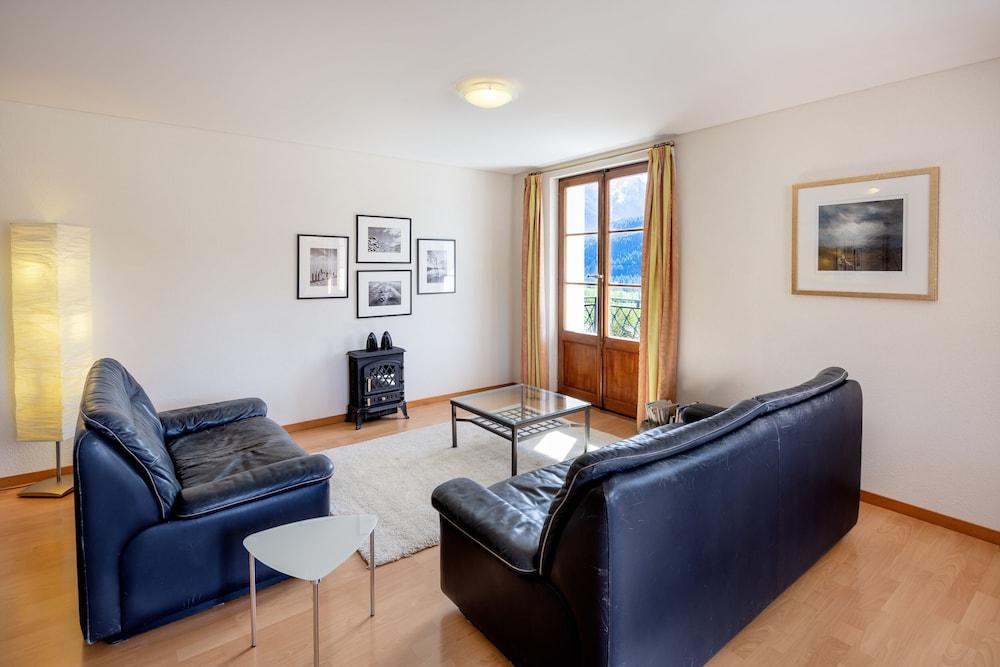 Alpine Apartment With Stunning Views