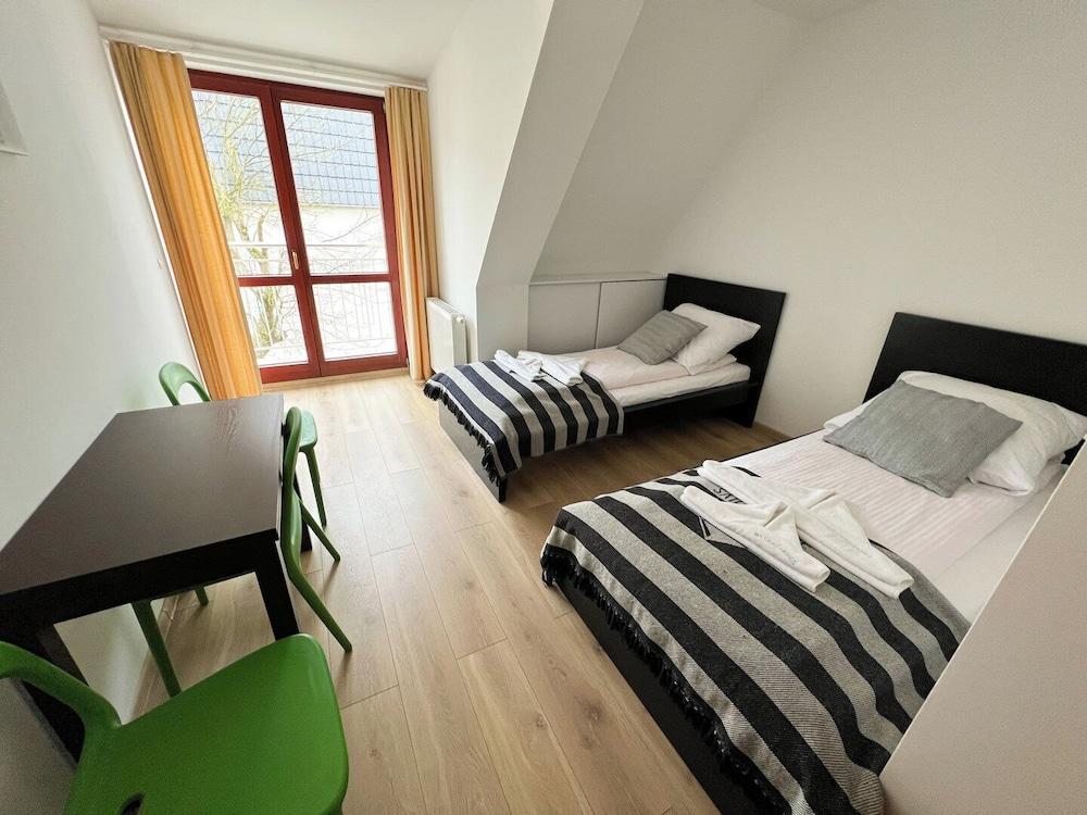 Rosa Weneda by Baltic Home