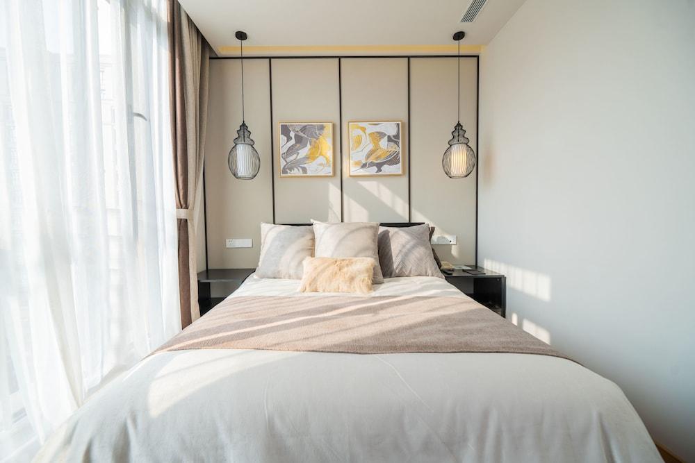 Suisse Place Shanghai