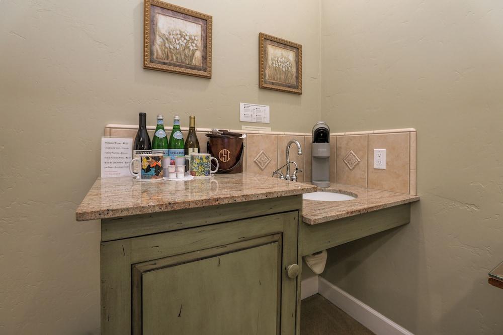 Cayucos Sunset Inn B&B