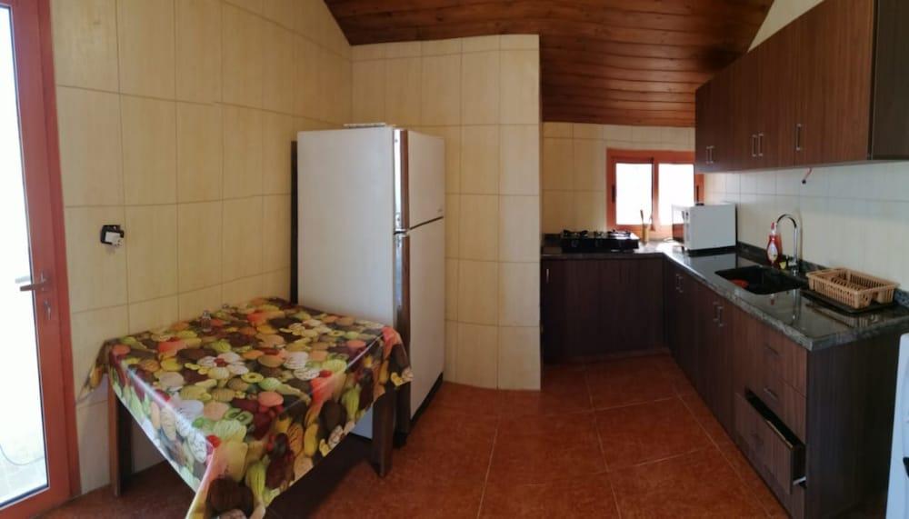 Apartment near Lady of the Sea & Phoenician Wall