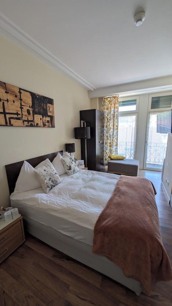 Hotel Harder Minerva