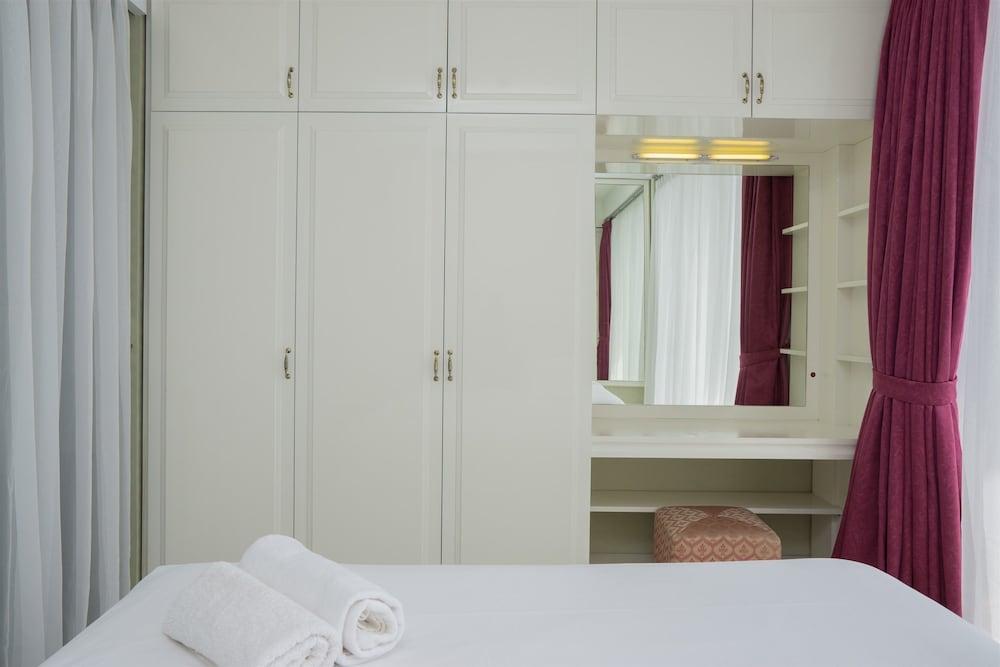 Spacious 1BR Dago Suites Apartment