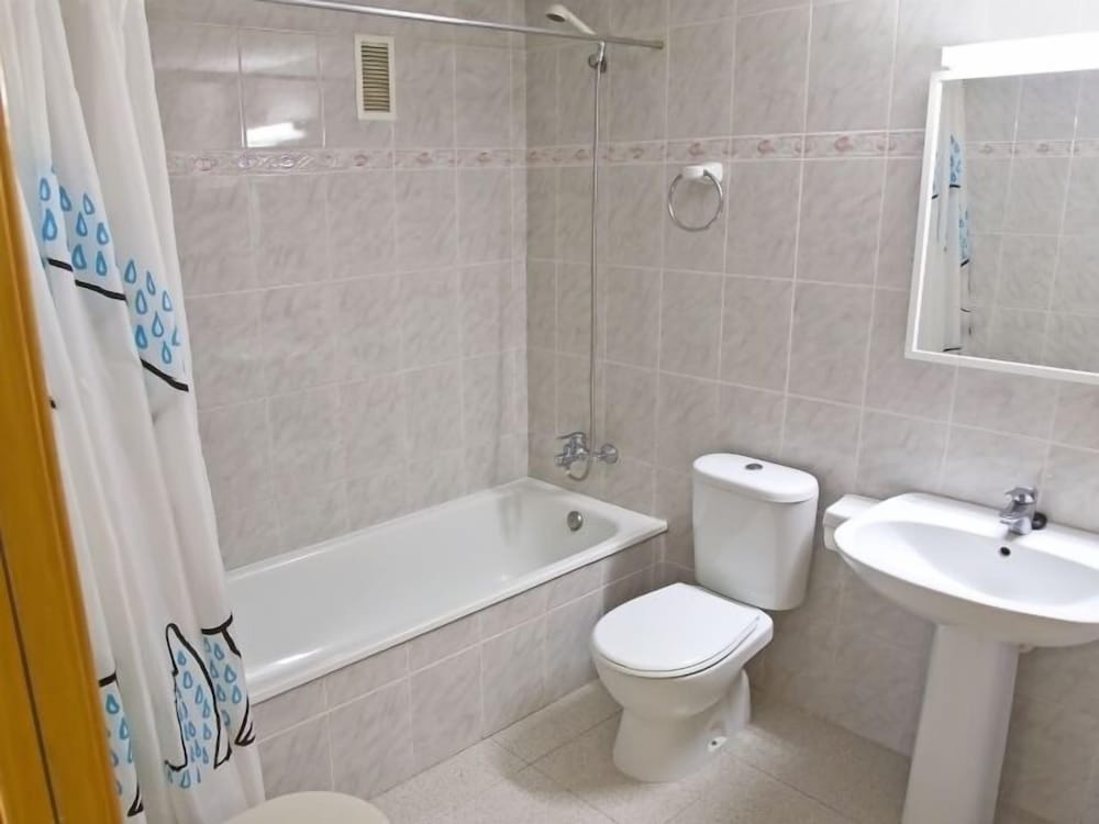 Apartamentos Ses Illes 24