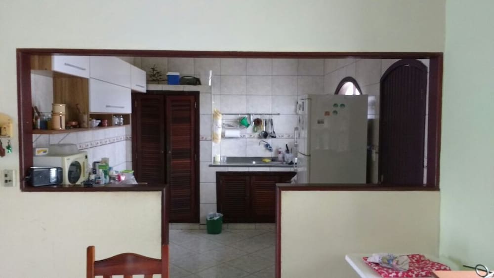 Casa com 4 Suítes e Piscina em Búzios