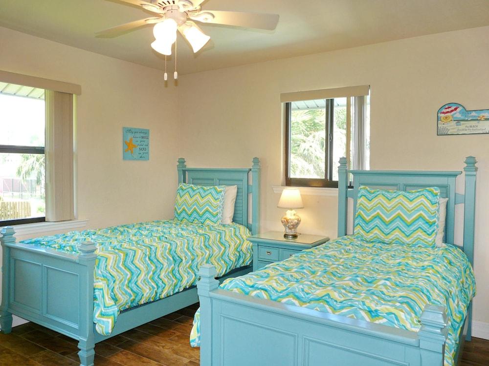 West-facing Home With Pool and 2nd Floor Porch