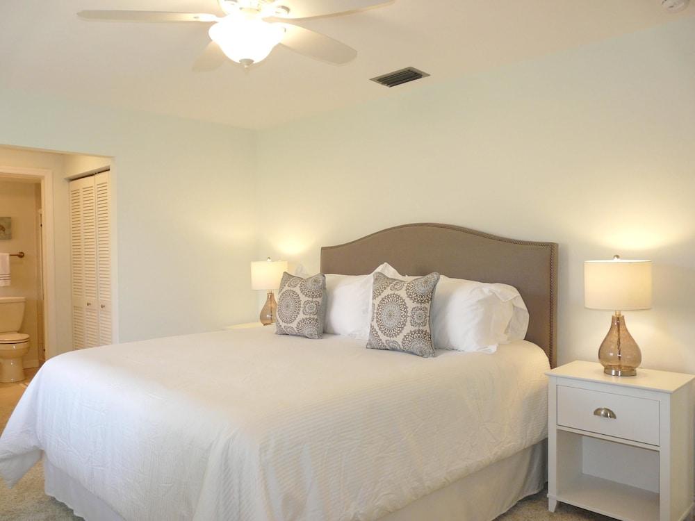 Idyllic Waterfront Home With Pool and Western Exposure