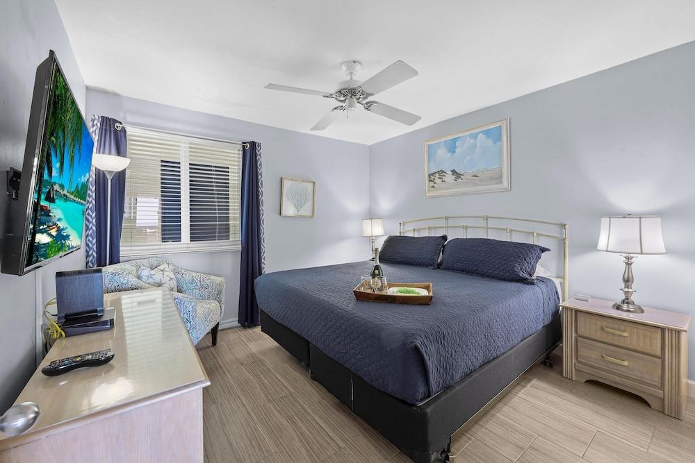 Unmatched Beachfront Condo With Roomy Balcony and Pool