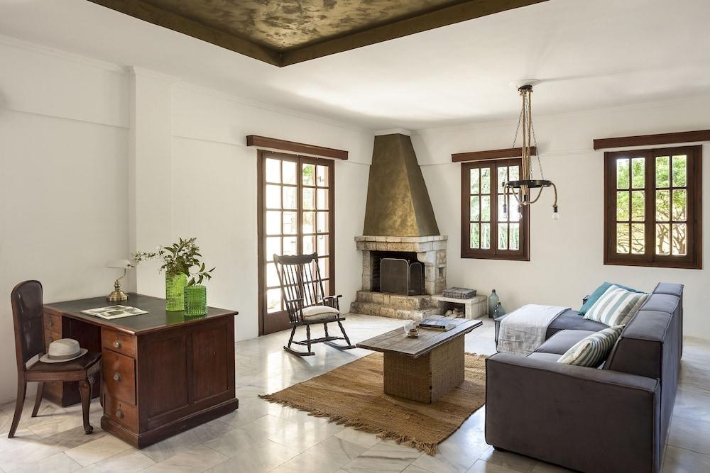 Luxurious Mani Peninsula Traditional Tower