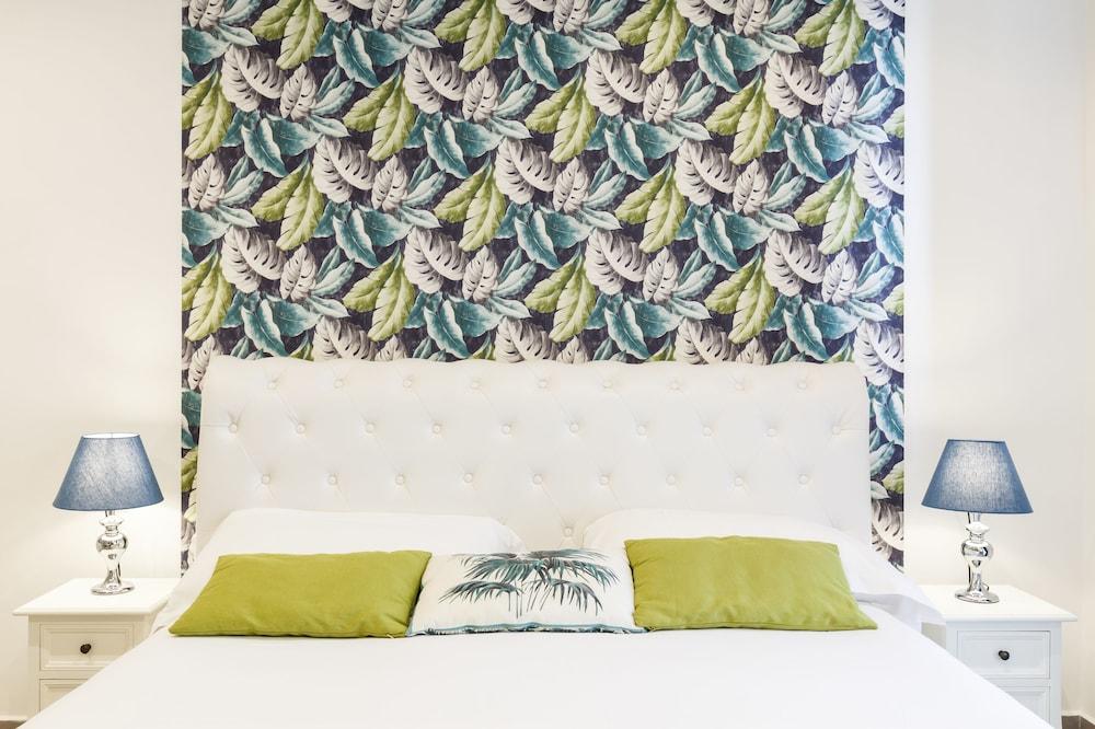 Aeterna Suites Collection