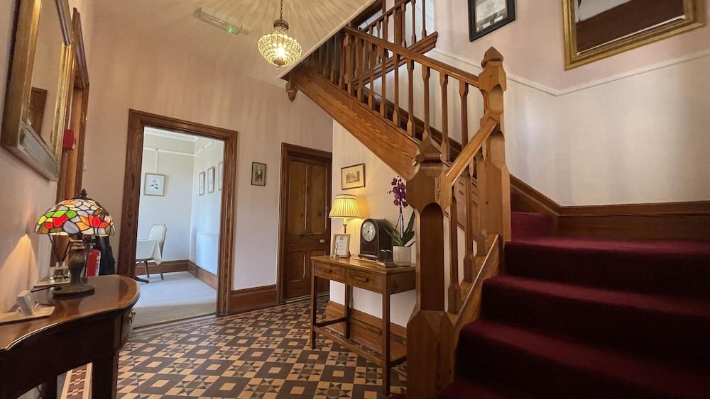 Southcliffe Bed & Breakfast
