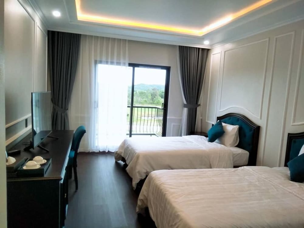 Minh Chau Pearl Hotel and Spa