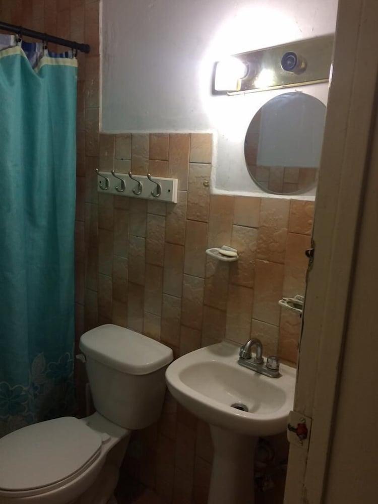 Casa de Huéspedes Blanquita Consulado