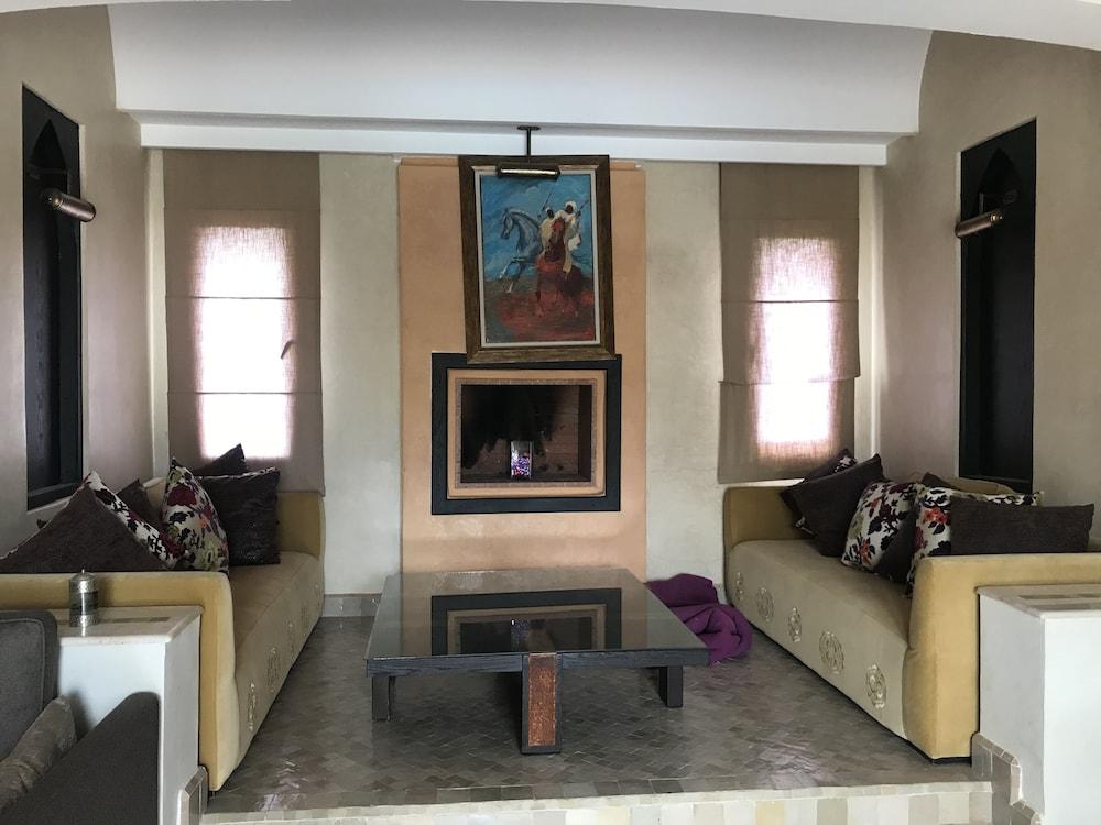 Apple Villa Isolee 51