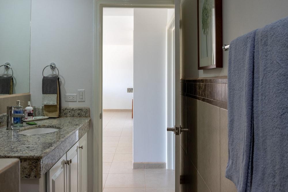 Amazing Luxury Ocean View Condo