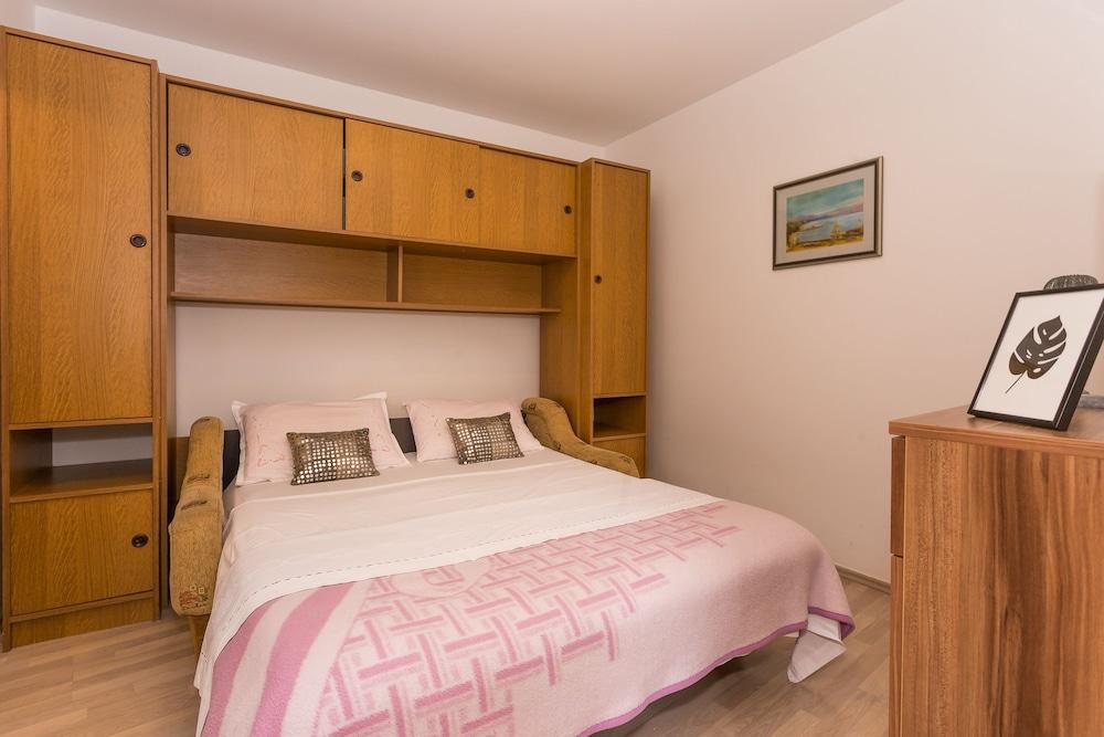 Apartments Diocletian