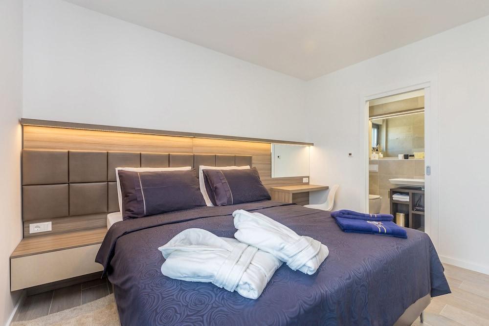 JAZZ at Rova Villa Luna