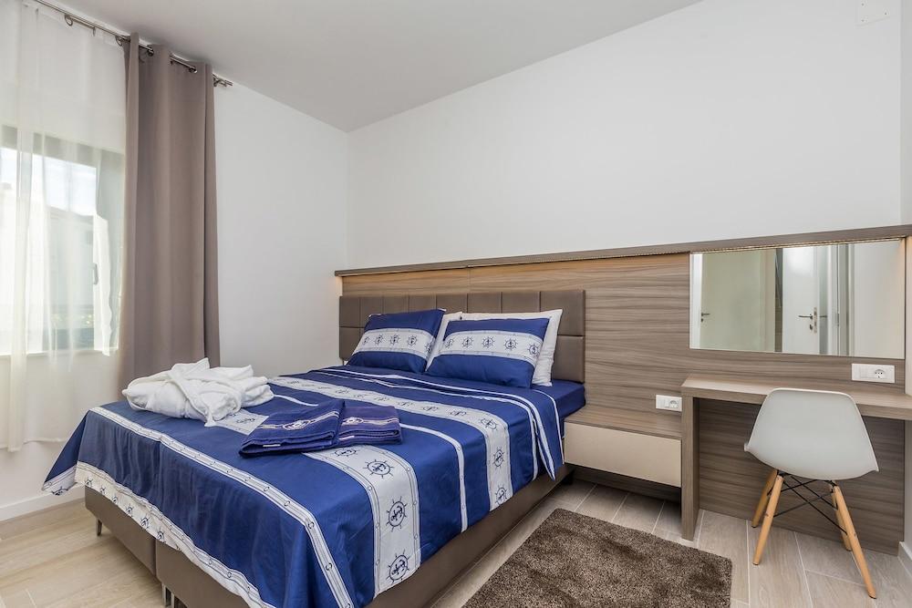 JAZZ at Rova Villa Sola