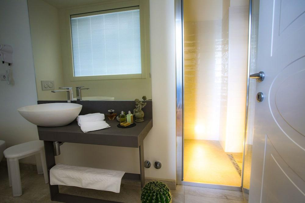 Promenade Maison de Charme