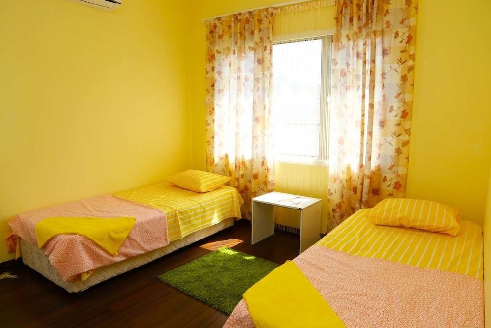 Apartment Mint by Amy Villas