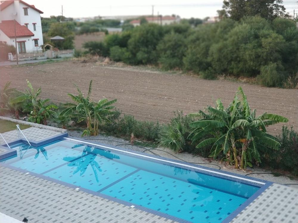 Apt Orangerie Seaside by Amy Villas