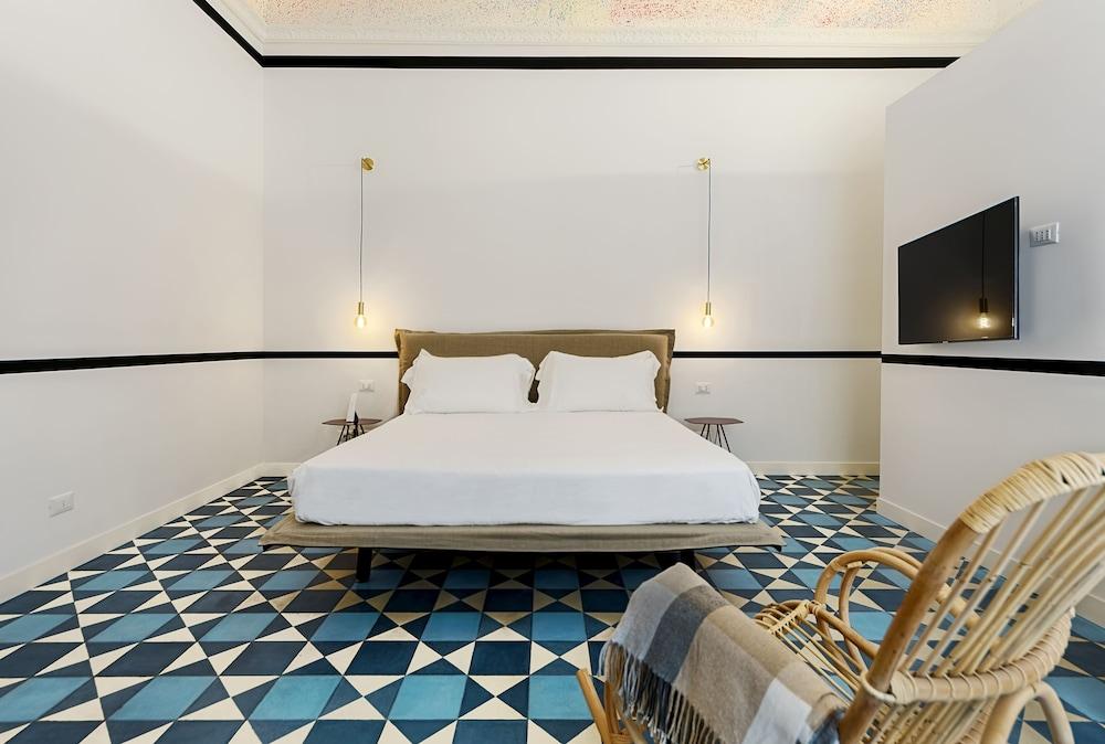 a.d. 1768 Boutique Hotel