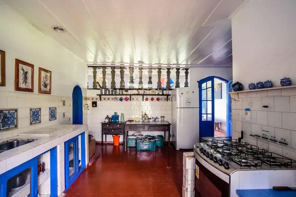 Ilha Bela a Beira Mar