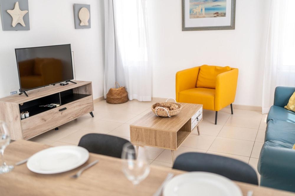 Narcissos Villa Doria