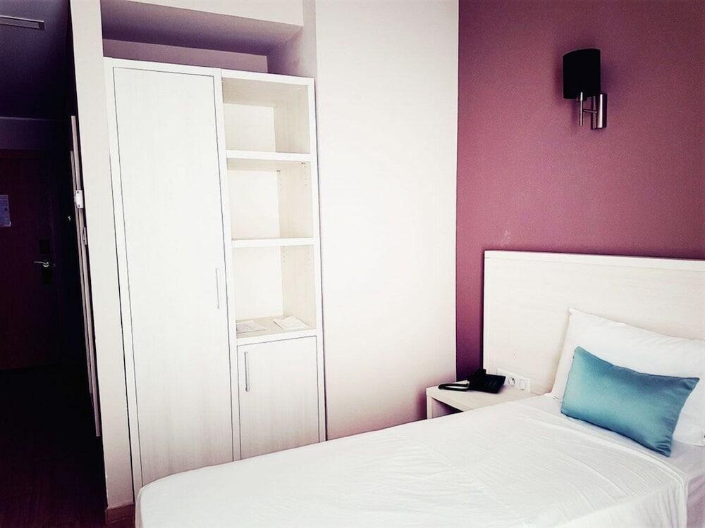 Le Zenith Hotel Oran