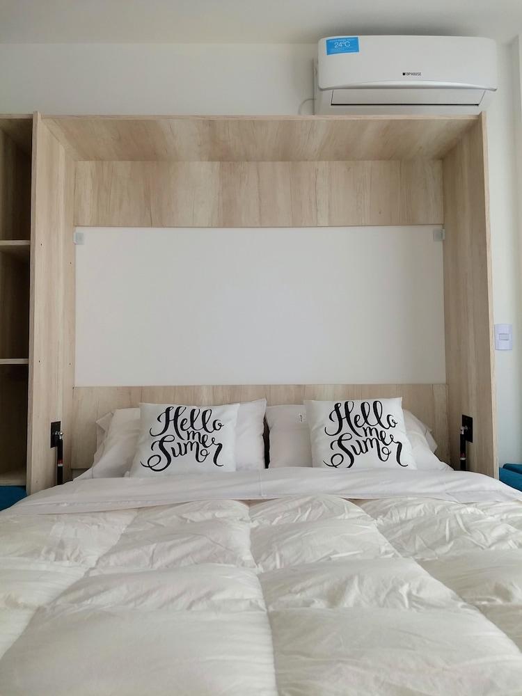 Independencia 1302 6E by HB